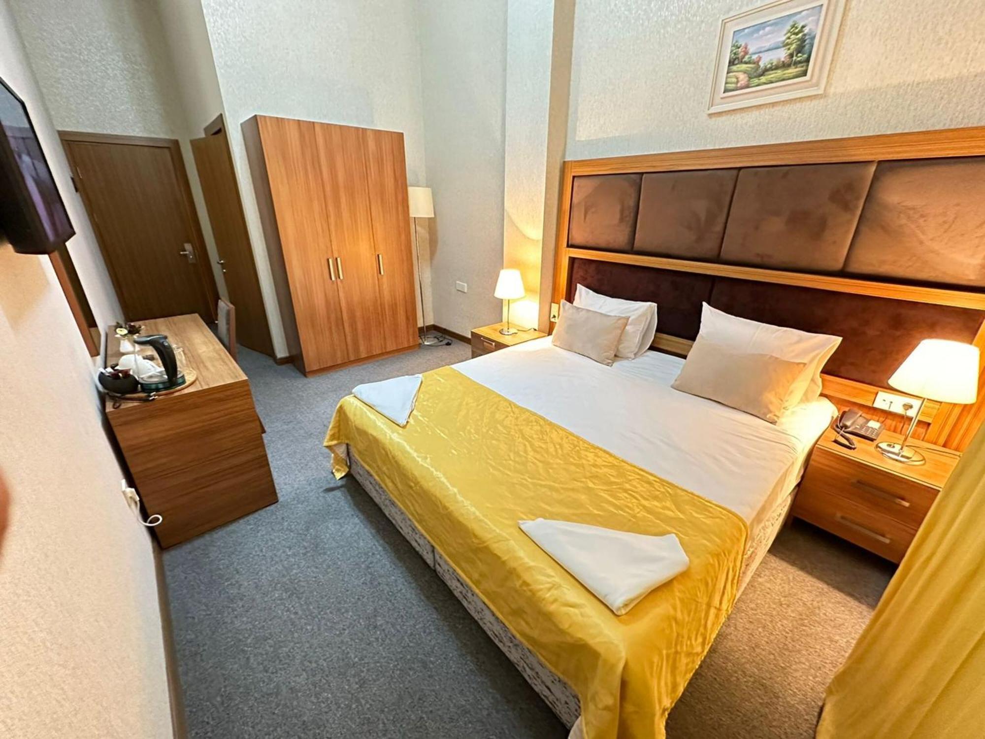 Turkiye Hotel - Free Massage Баку Екстер'єр фото