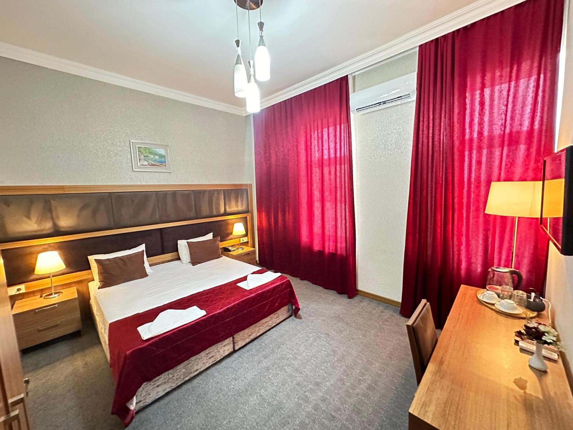Turkiye Hotel - Free Massage Баку Екстер'єр фото